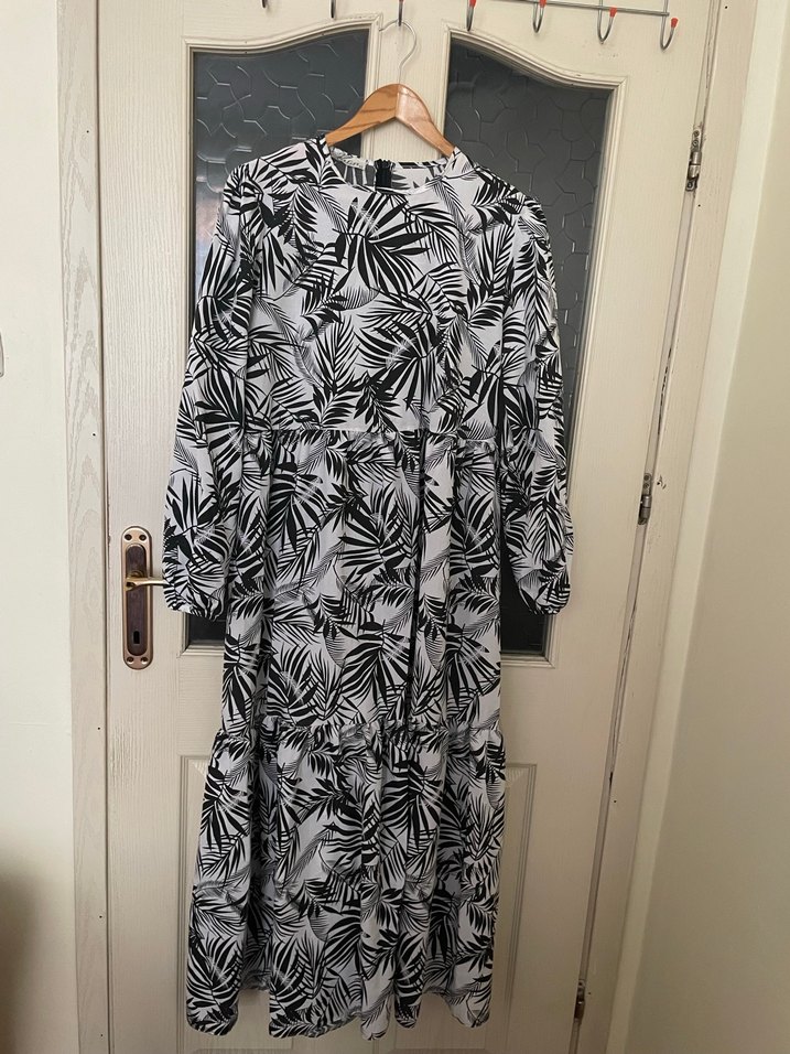 Bayan Tesettür Elbise 42 Beden - Görsel 3