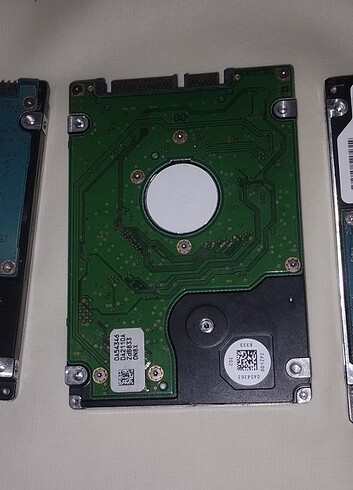Diğer 320GB laptop harddisk. 2.5 inç. Adet fiyatıdır.