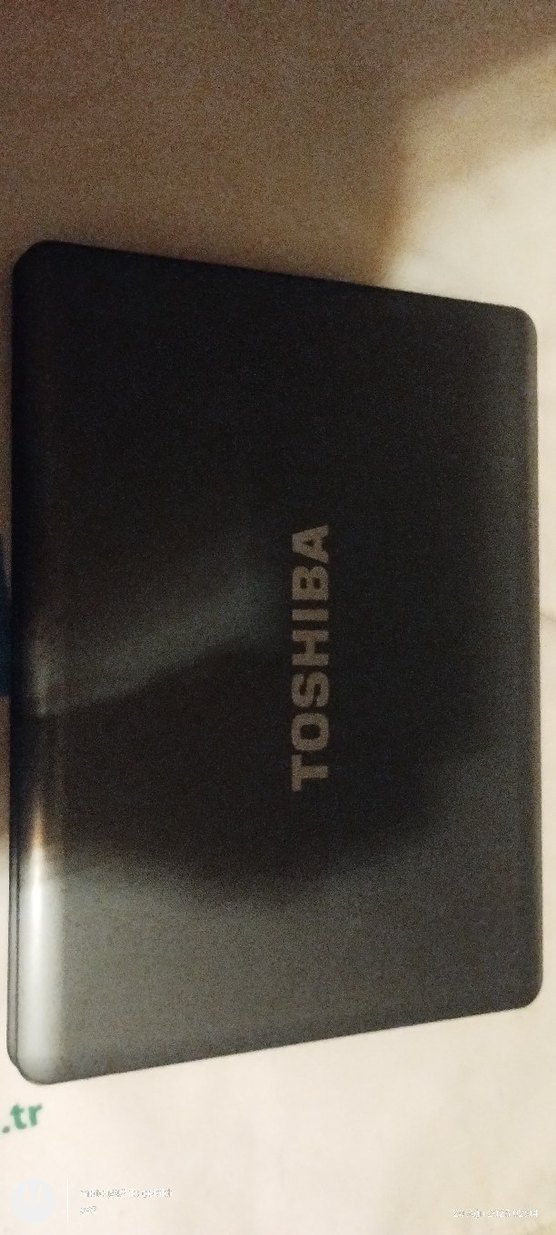 Toshiba Laptop - Görsel 2