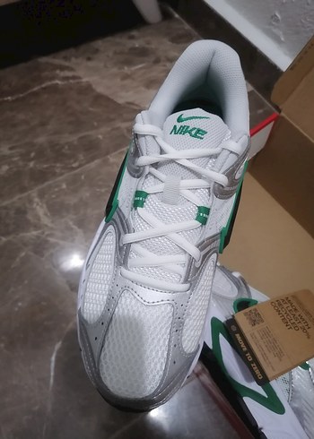 Nike Beyaz Spor Ayakkabı - Görsel 3