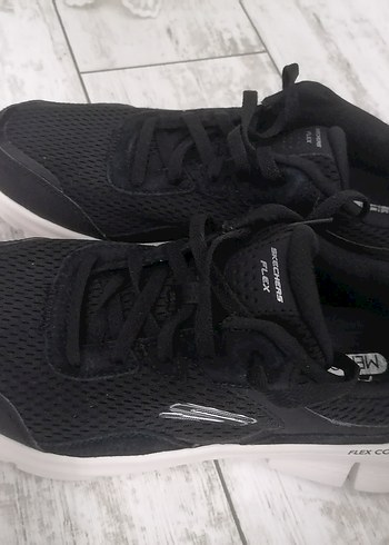 Skechers 41