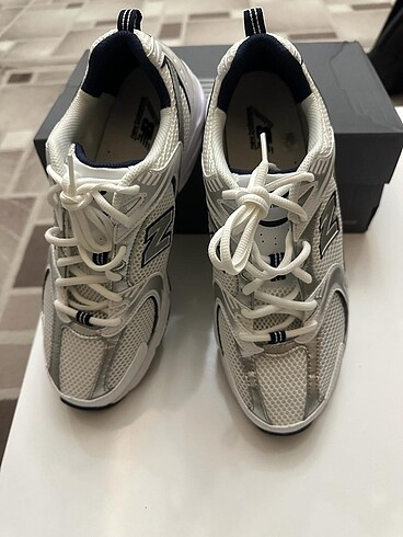 New Balance 530 Erkek Spor Ayakkabı