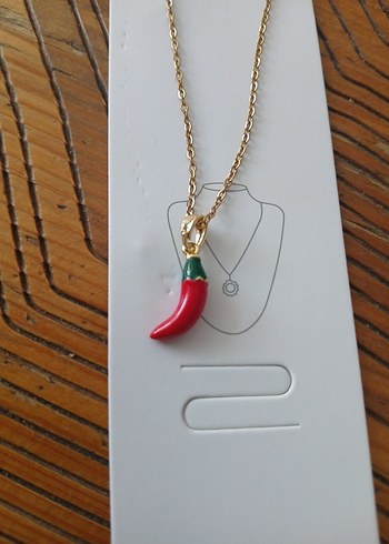 celik Kırmızı Biber Detaylı Zincir Kolye - Görsel 2