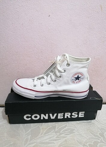 37 Beden beyaz Renk Converse 37