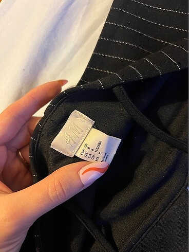 m Beden siyah Renk H&M BÜSTİYER