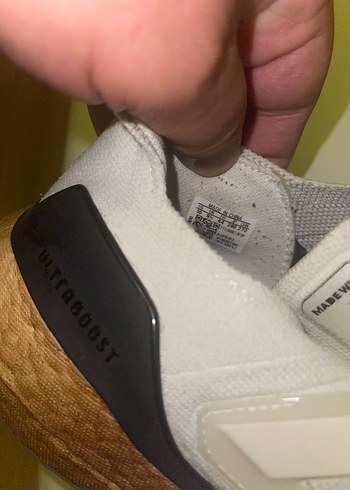 Adidas Ultraboost 22 Beyaz Erkek Koşu Ayakkabısı - Görsel 2