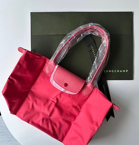 Longchamp M size uzun sap