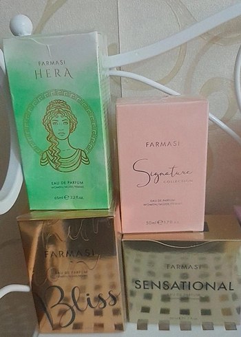 Farmasi Kadın Parfüm fiyat temsilidir.Lütfen fiyat sorunuz.