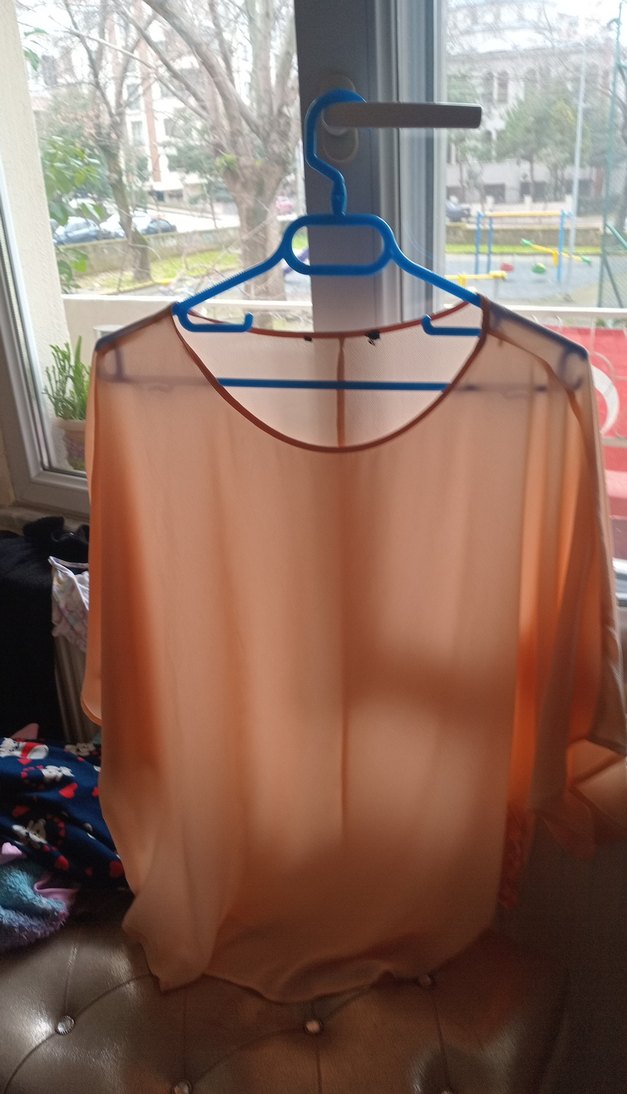 Bej Drapeli Kolsuz Midi Bluz yarasa kol - Görsel 3