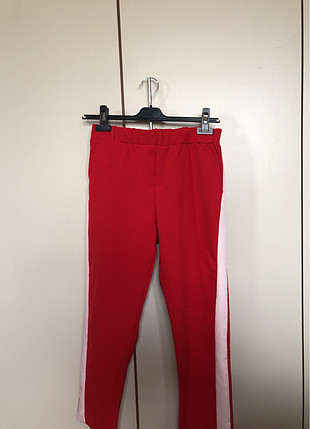 Kırmızı pantolon