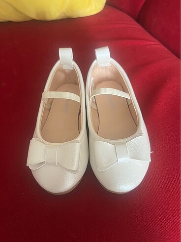LCW Kız bebek/ çocuk 22 numara beyaz babet