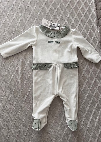 HelloBaby Sıfır 3 adet 9 ay kadife tulumlar