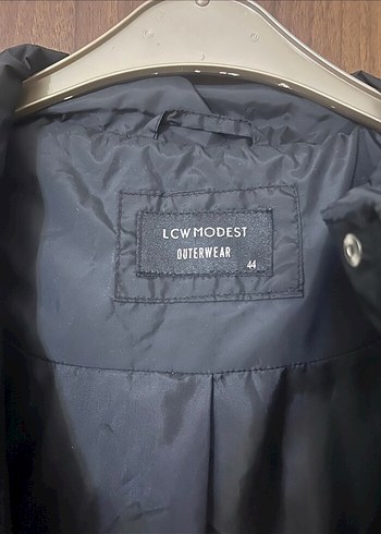Lcw sıfır Kadın 44 beden Siyah Uzun Boy Yağmurluk - Görsel 4