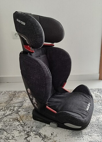 Maxi Cosi Maxi Cosi RodiFix AirProtect oto koltuğu