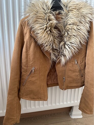 H&M MONT