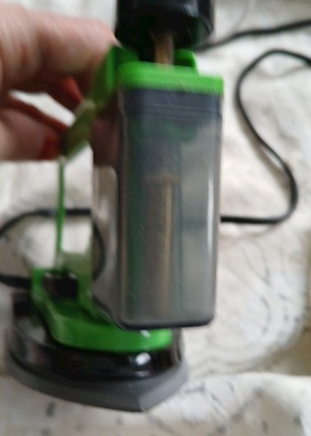 Diğer Yeşil Elektrikli Ütü