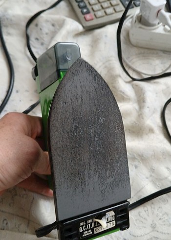 Beden Yeşil Elektrikli Ütü