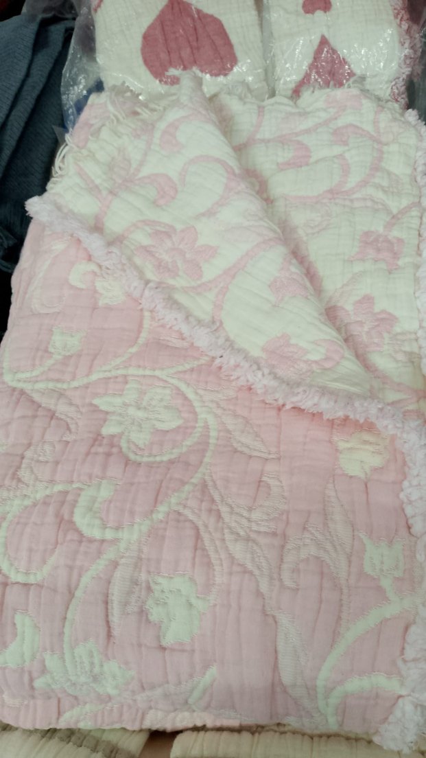 MÜSLİN 6 KATLI ÇİFT KİŞİLİK YATAK ÖRTÜSÜ - Görsel 2