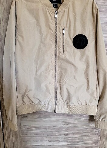HM X THE WEEKND BOMBER CEKET (HARDAL)