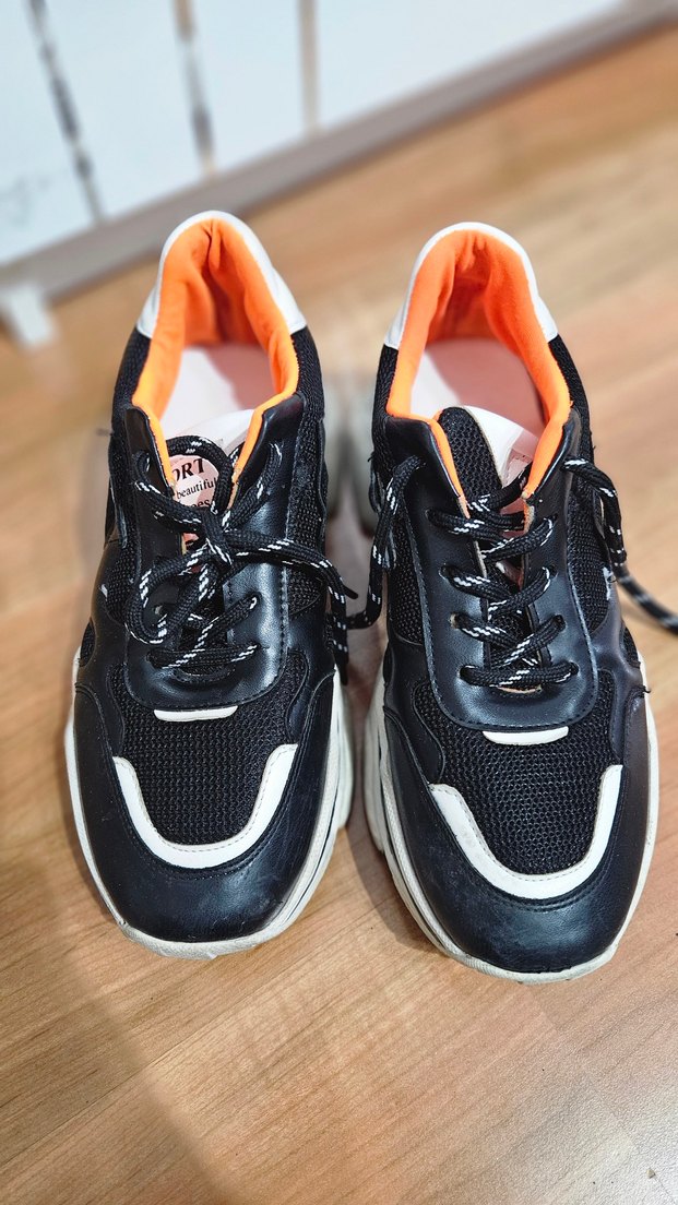 spor ayakkabı - Görsel 3