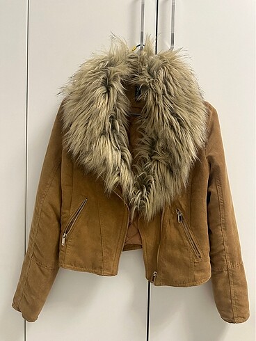 H&m yakası kürklü ceket