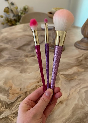 Beden Pastel Pembe Makyaj Fırça Seti