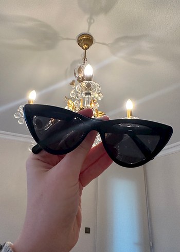 Siyah Goth Parisian Kadın Güneş Gözlüğü - Görsel 3