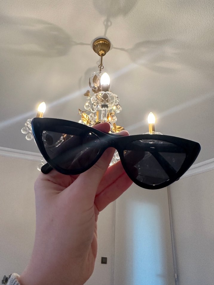 Siyah Goth Parisian Kadın Güneş Gözlüğü - Görsel 3