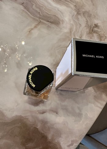 Michael Kors Gorgeous Kadın Parfümü 30ml - Görsel 3