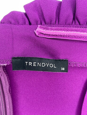 38 Beden mor Renk Trendyol & Milla Kısa Elbise %70 İndirimli.