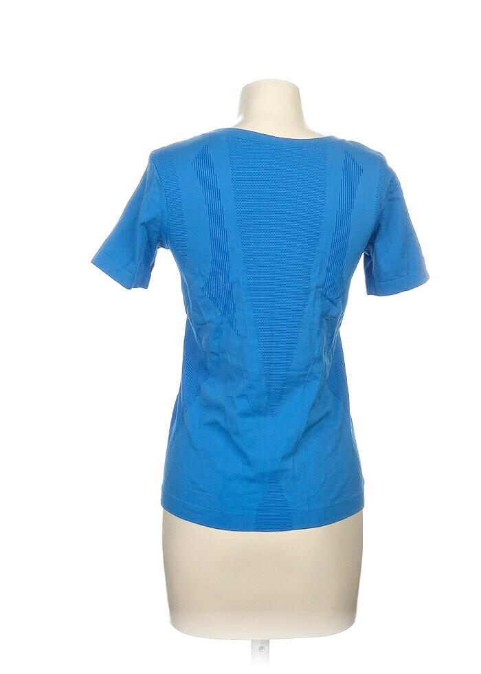 Tchibo T-shirt %70 İndirimli. - Görsel 3