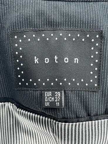 38 Beden çeşitli Renk Koton Blazer %70 İndirimli.