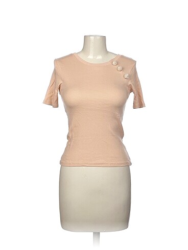 Zara T-shirt %70 İndirimli.