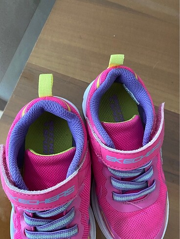 24 Beden Skechers