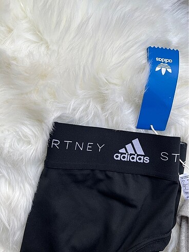 Adidas etiketli tayt