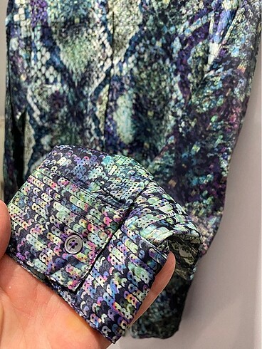 m Beden çeşitli Renk Karaca marka şık gömlek