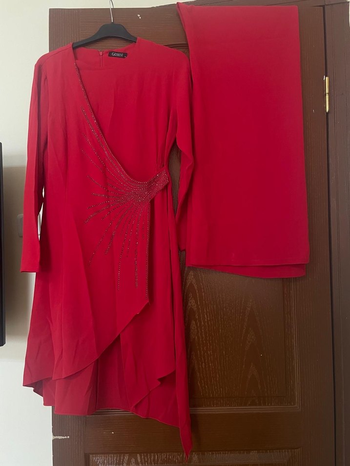 Gazzella marka Kırmızı Nakışlı takım - Görsel 2