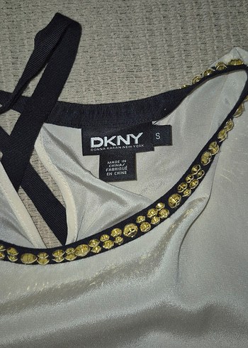 DKNY Siyah Altin Tasli Saten Bluz