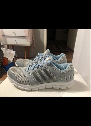 Orijinal adidas