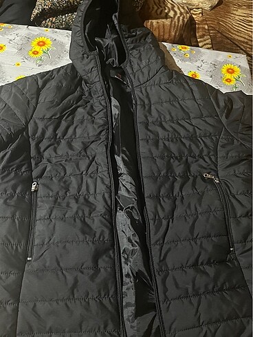 Tommy black hiç kullanılmadı 2 XL uygun fiyata satıyorum