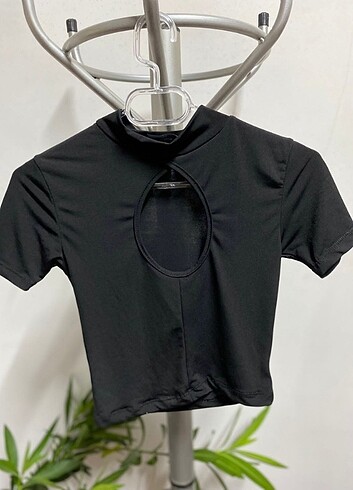 Zara Göğüs dekolteli crop