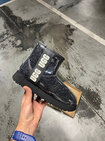 38 Beden siyah Renk UGG BOT