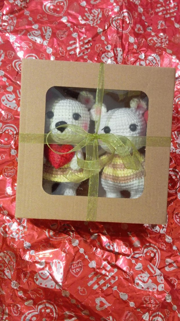 Kalpli ve Balonlu Renkli amigurumi sevgi ayiciklari - Görsel 2