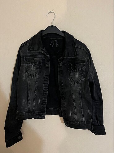 Ambar siyah crop kot ceket