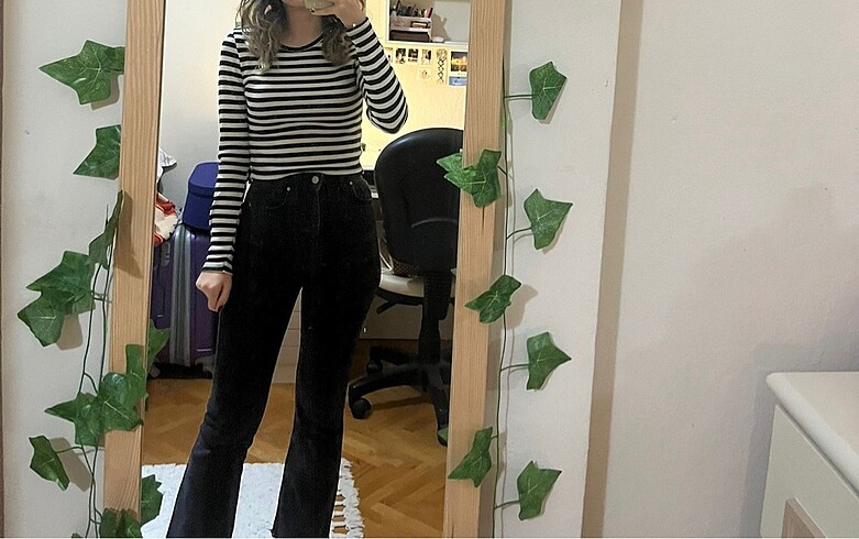 Trendyol & Milla Trendyolmilla Crop Flare Jean
