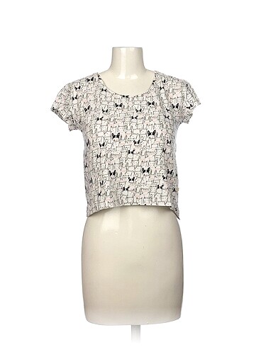 Benetton T-shirt %70 İndirimli.