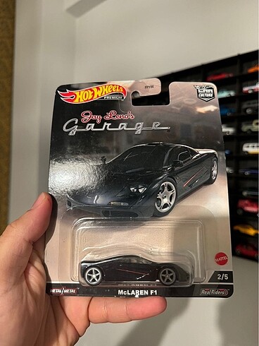 Hot wheels premium - 77 Holden