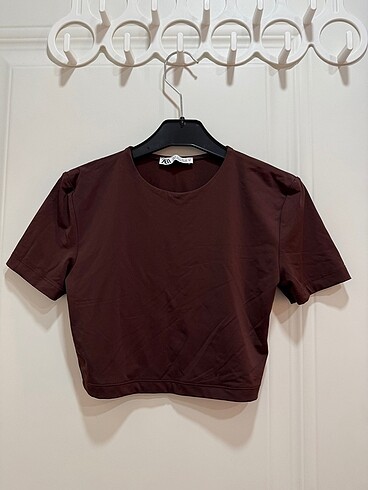 Zara kahverengi crop tişört