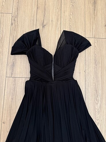 Siyah abiye elbise - Görsel 2