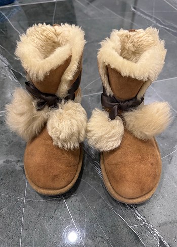 36 Beden kahverengi Renk Ugg ponponlu bot